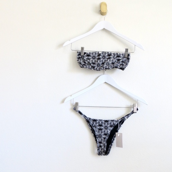 NEW! Kenny Flowers THE Pedregal Bandeau Bikini Top  & String Bikini Bottom Set S - Picture 10 of 16